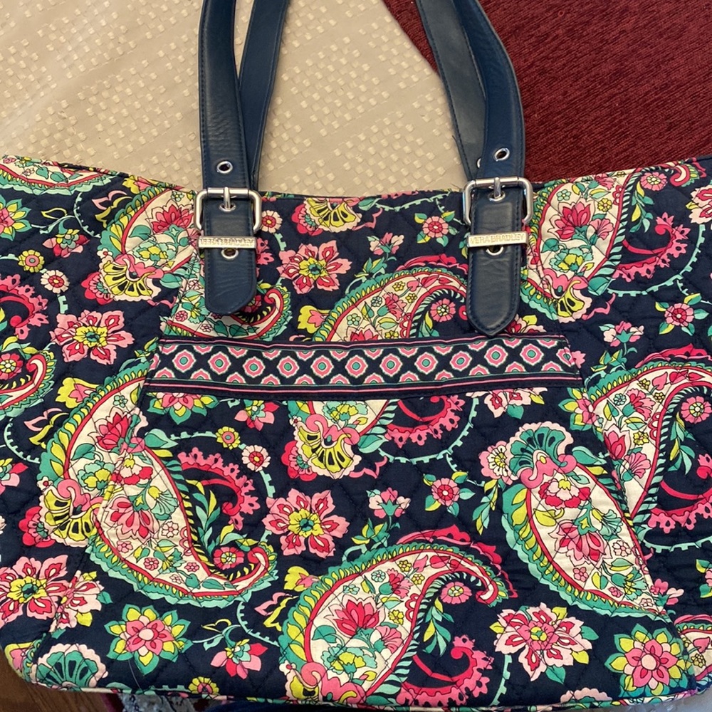 Vera Bradley zipper top tote bag with leather straps